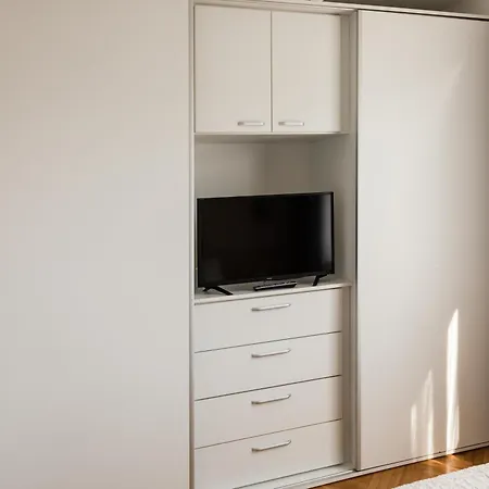 Flame And Cozy Downtown 2rooms To Calea Victoriei アパート