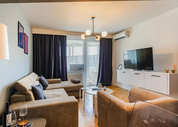 Flame And Cozy Downtown 2rooms To Calea Victoriei アパート