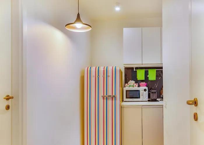 Flame And Cozy Downtown 2rooms To Calea Victoriei Bukarest